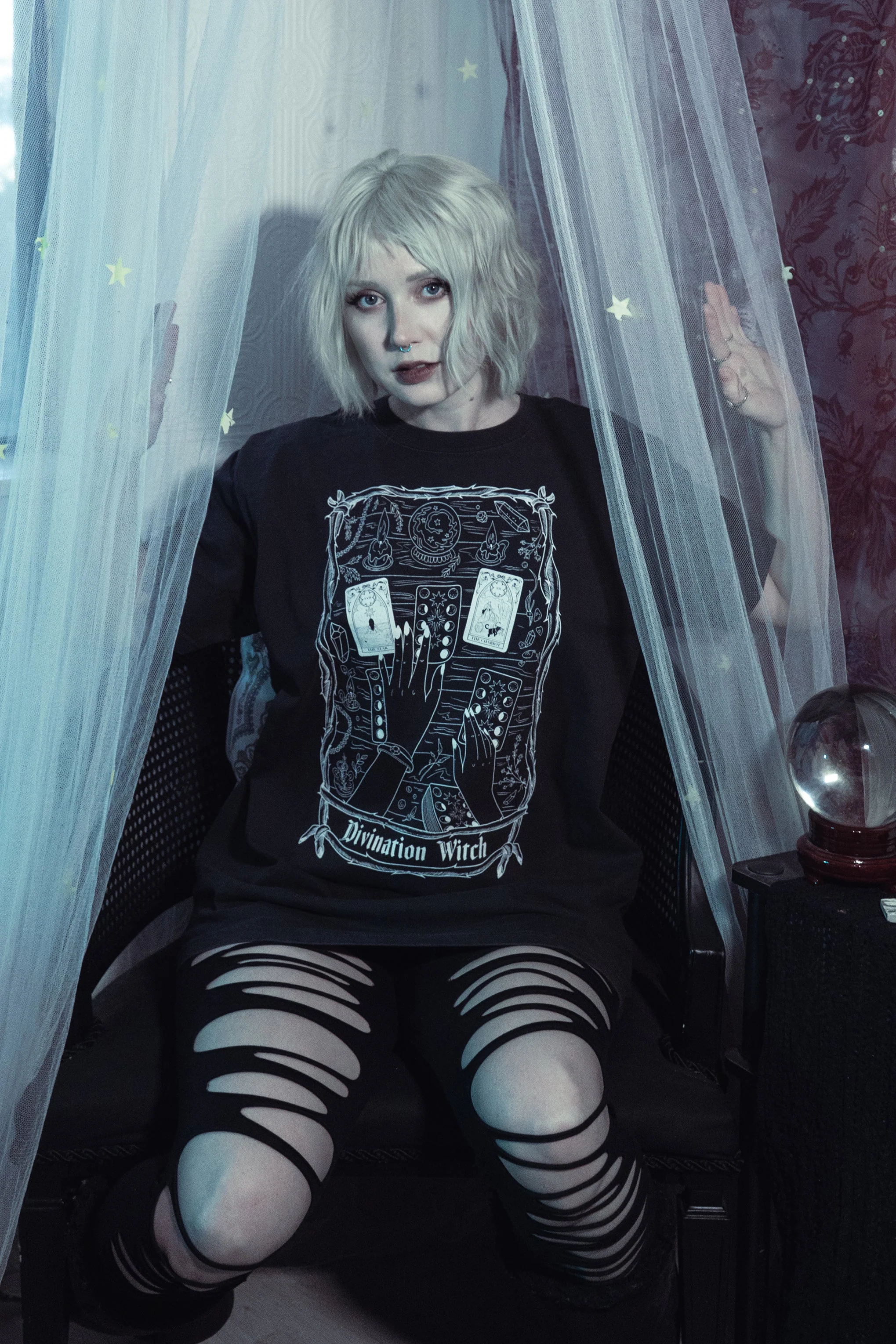 Divination Witch Tee - Image 4