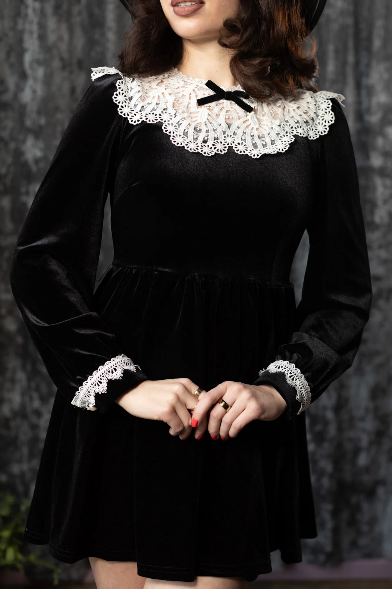 ELORA - Velvet mini dress with collar - READY TO SHIP - Image 3
