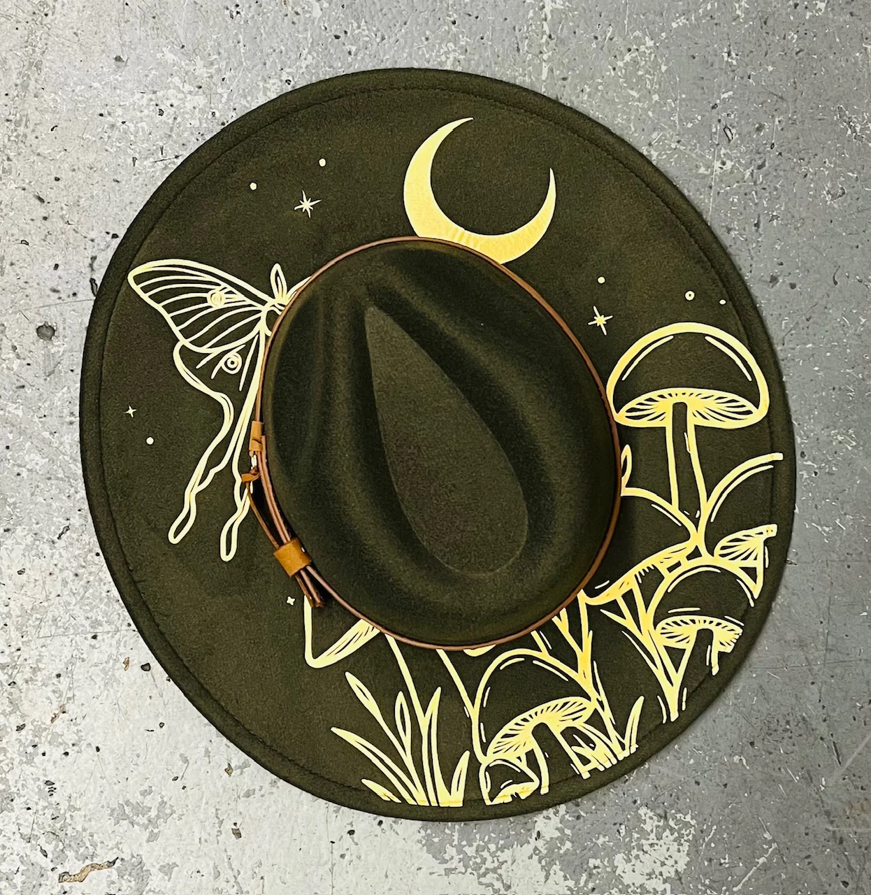 Vegan Felt Wide Brim Hat - XL Brim - Olive - Luna Mushrooms