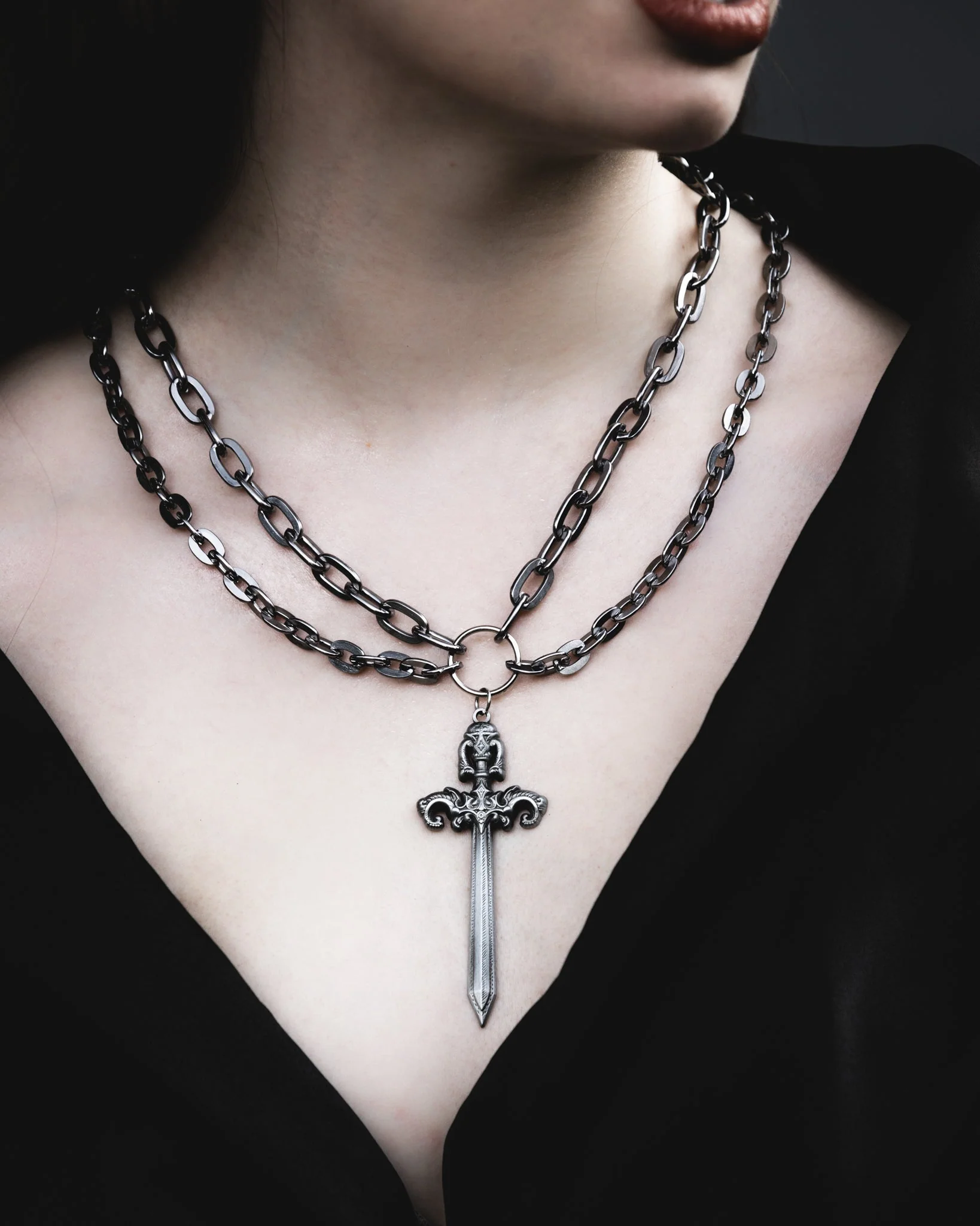 Woe Blade Necklace - Image 2
